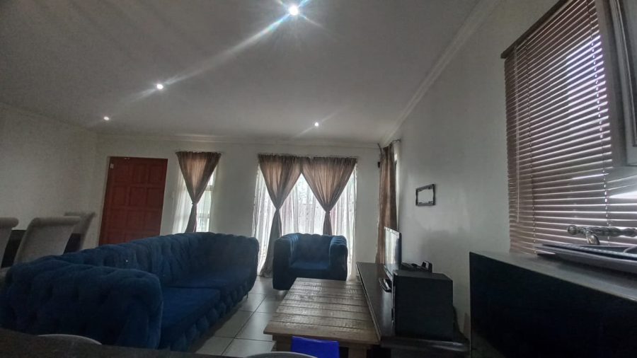 3 Bedroom Property for Sale in Bloemspruit Free State